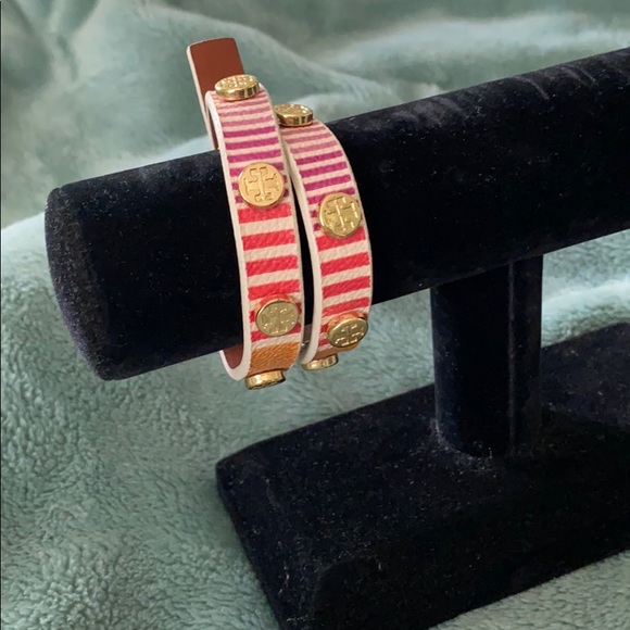 Tory Burch Wrap Bracelet - Picture 5 of 12